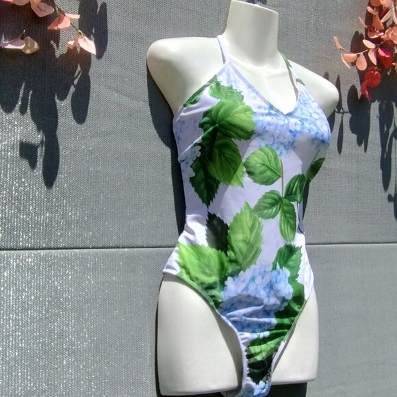 Idopip (M) Floral Print One Piece - Picture 1 of 8